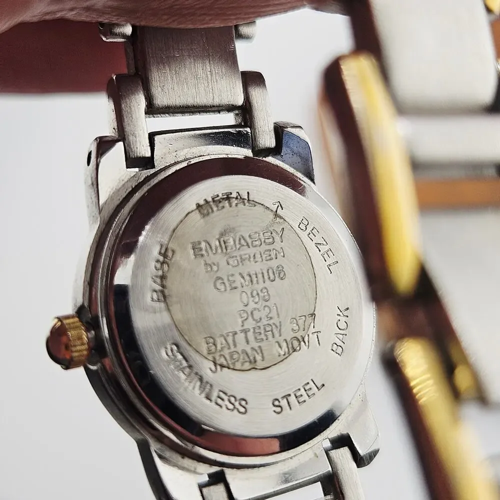 Embassy By Gruen Womens Two Tone Metal Watch Contemporary Simple Classy Everyday